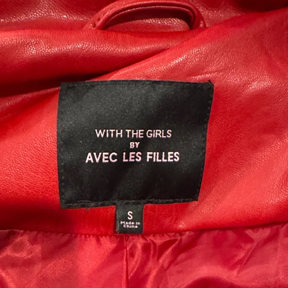 With the Girls by AVEC LES FILLES red pleather puffer jacket - Picture 8 of 13